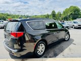 Used 2020 Chrysler Voyager Lxi image 4