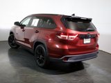 Used 2019 Toyota Highlander SE image 2