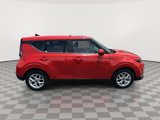 Used 2024 Kia Soul LX w/ Option Group 015 image 4
