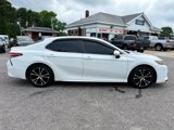 Used 2018 Toyota Camry SE image 6