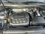 Used 2022 Volkswagen Tiguan SE image 3