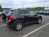 Used 2019 Chevrolet Trax LT w/ LT Convenience Package image 2