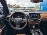 Used 2021 Chevrolet Equinox Premier image 2