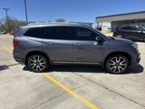 Used 2021 Honda Pilot Touring image 2