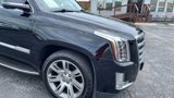 Used 2016 Cadillac Escalade Luxury image 3