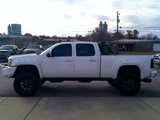 Used 2014 GMC Sierra 2500 Denali w/ Suspension Package, Off-Road image 4