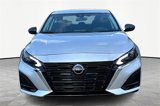Used 2024 Nissan Altima 2.5 SV image 2