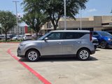 Certified 2022 Kia Soul LX image 4