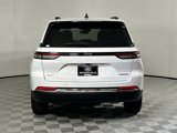 Used 2023 Jeep Grand Cherokee Laredo image 4