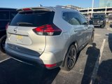 Used 2018 Nissan Rogue SL image 3