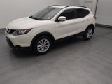 Used 2018 Nissan Rogue Sport SV image 2