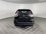 Used 2015 Nissan Rogue SV w/ SV Moonroof Package image 4
