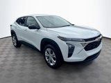 Used 2025 Chevrolet Trax LS image 3