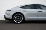 Used 2024 Porsche Taycan image 5