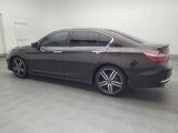 Used 2017 Honda Accord Sport Special Edition image 3