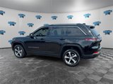 Used 2023 Jeep Grand Cherokee 4WD 4xe image 3