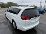 Used 2018 Chrysler Pacifica Touring-L image 4