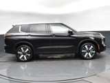 New 2025 Mitsubishi Outlander AWD image 3
