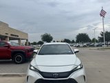 Used 2022 Toyota Venza XLE image 4