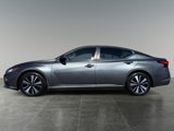 Used 2021 Nissan Altima 2.5 SV image 2
