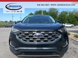 Used 2022 Ford Edge Titanium image 2