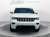 Used 2017 Jeep Grand Cherokee Altitude image 2