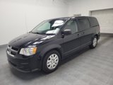 Used 2019 Dodge Grand Caravan SE w/ UConnect Hands-Free Group image 2