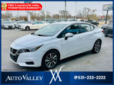 Used 2022 Nissan Versa SV image 3