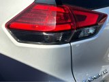Used 2017 Nissan Rogue SV image 3