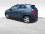 Used 2022 Chevrolet Trax LT w/ LT Convenience Package image 3