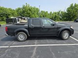 Used 2019 Nissan Frontier SV image 2