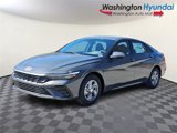 New 2025 Hyundai Elantra SE image 3