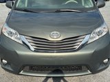 Used 2013 Toyota Sienna XLE image 2