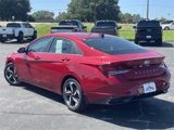 Used 2022 Hyundai Elantra SEL w/ Convenience + Premium Package image 5