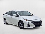 Used 2017 Toyota Prius Prime Premium image 3
