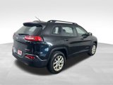 Used 2015 Jeep Cherokee Sport w/ Sport Appearance Group image 6