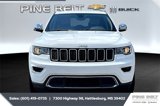 Used 2017 Jeep Grand Cherokee Limited image 3