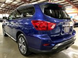 Used 2018 Nissan Pathfinder SV image 4