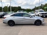Used 2021 Hyundai Elantra SEL w/ Convenience Package image 2