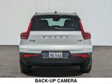 Used 2022 Volvo XC40 T5 R-Design image 4