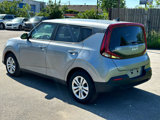 Used 2022 Kia Soul LX image 3