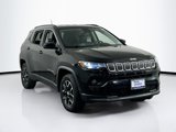 Used 2022 Jeep Compass Latitude image 3