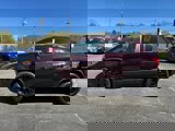 Used 2022 Chevrolet Trax LT w/ Premium Seat Package image 5