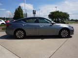 Used 2023 Nissan Altima 2.5 SV image 4