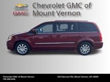 Used 2015 Chrysler Town & Country Touring image 2