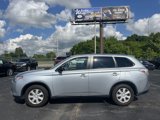 Used 2015 Mitsubishi Outlander ES image 2