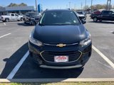 Used 2022 Chevrolet Trax LT w/ LT Convenience Package image 2