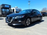 Used 2022 Nissan Altima 2.5 SV w/ SV Premium Package image 3