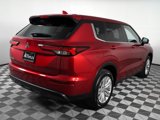 Used 2024 Mitsubishi Outlander ES image 5