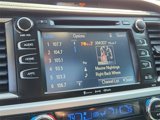 Used 2018 Toyota Highlander SE image 3